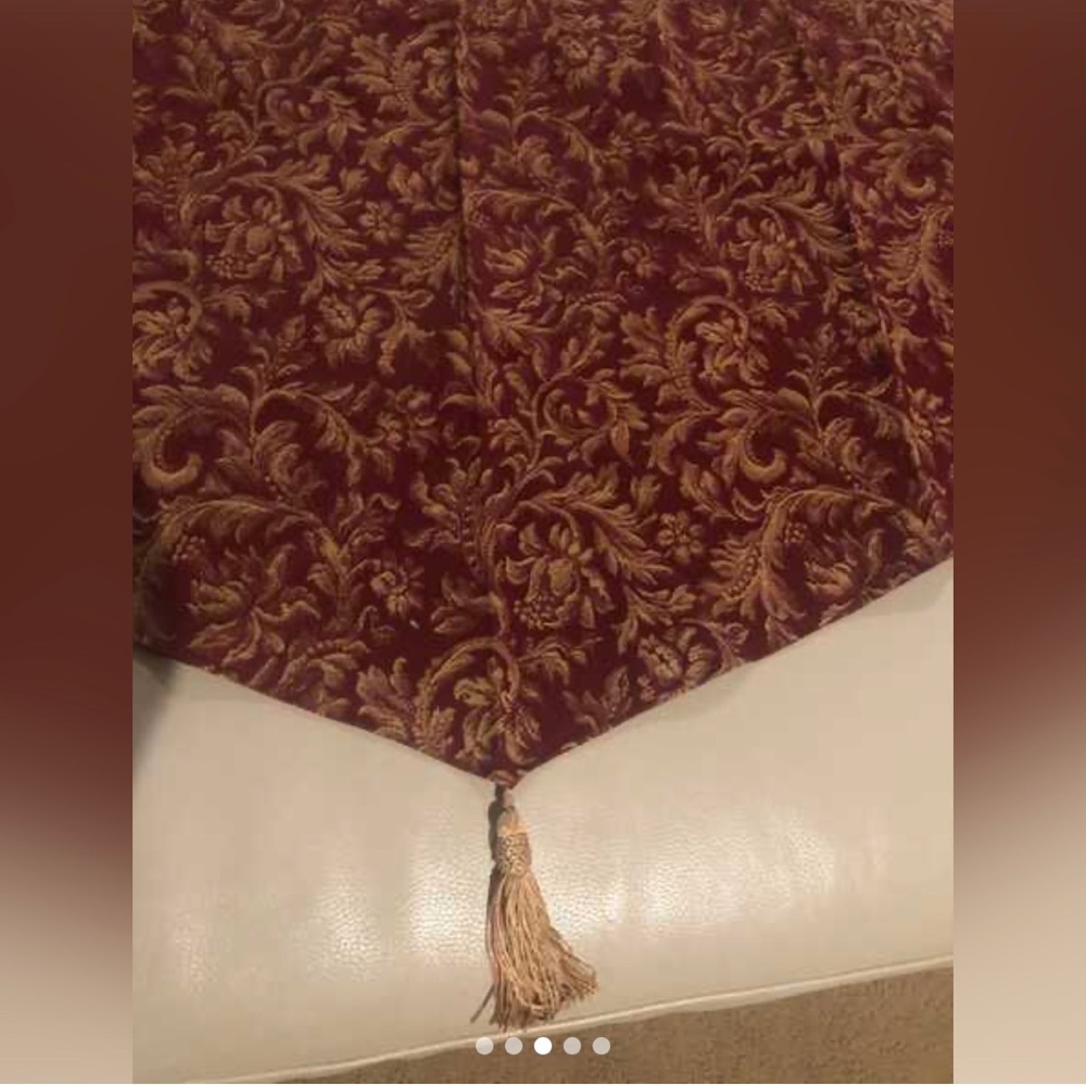 Ascot Valences Maroon gold imprint